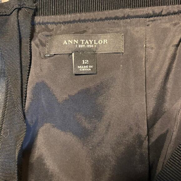 Ann Taylor Black & White Leopard Print Skirt - Size 12 - Picture 3 of 4